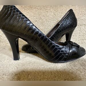 Sofft heels Sz 7 NWOT